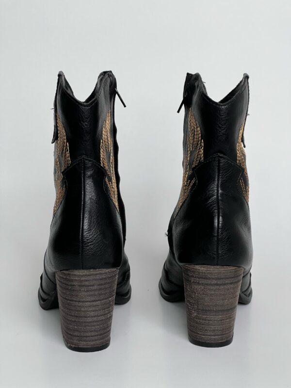 Bota Western/Texana Cano curto Bordada 8676062 - Imagem 7