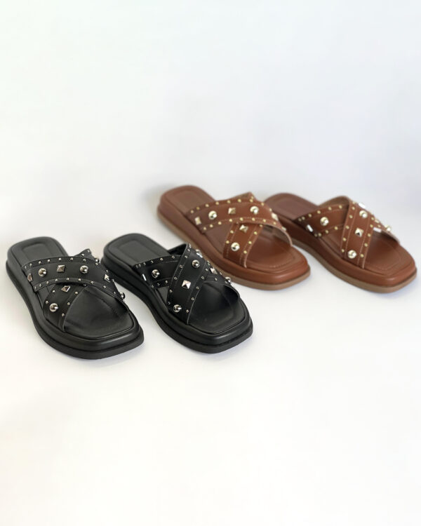 Flatform com Tiras Cruzadas e Apliques 8608040 - Imagem 8