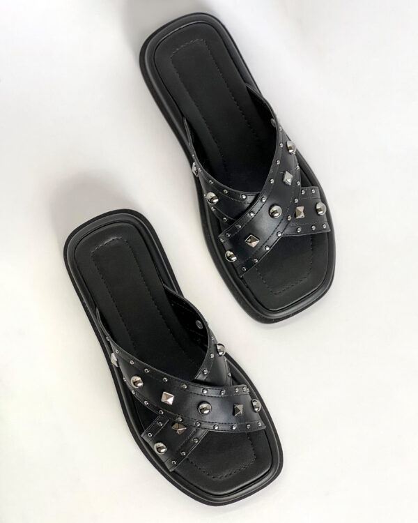 Flatform com Tiras Cruzadas e Apliques 8608040 - Imagem 2