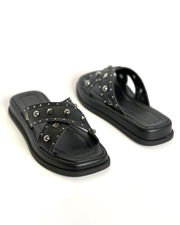 Flatform com Tiras Cruzadas e Apliques 8608040 - Imagem 3