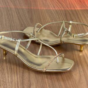 Sandália Salto Baixo com Strass e Tiras Finas 877C9124
