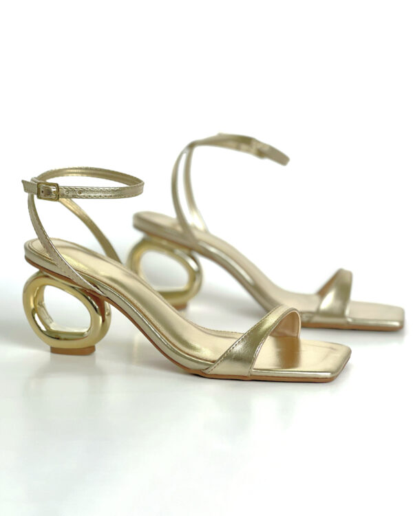 Sandália Salto Argola com Tira Única 884C9087 - Imagem 3
