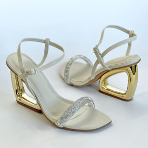 Sandália com Strass e Salto Orgânico Cromado 889C7052