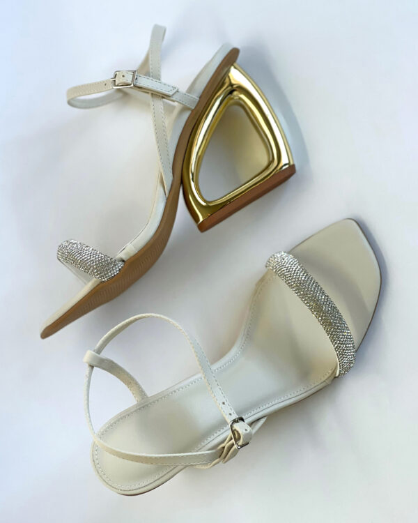 Sandália com Strass e Salto Orgânico Cromado 889C7052 - Imagem 5